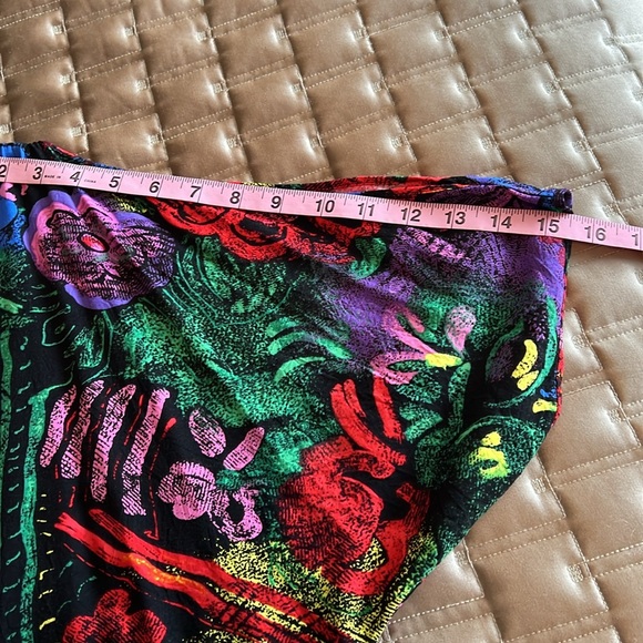 Jams World 50 Years Pink and Blue Dolman Slit Sleeve Graphic Blouse Size Small - Picture 12 of 12